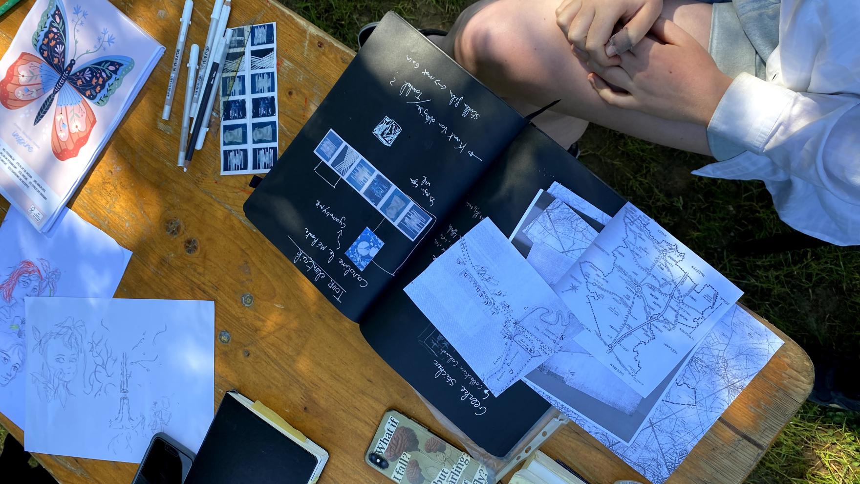 kunstroute op een tafel
